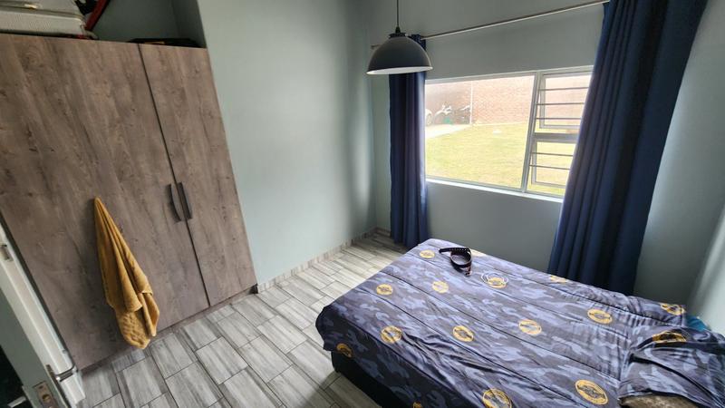 6 Bedroom Property for Sale in Paradise Beach Eastern Cape